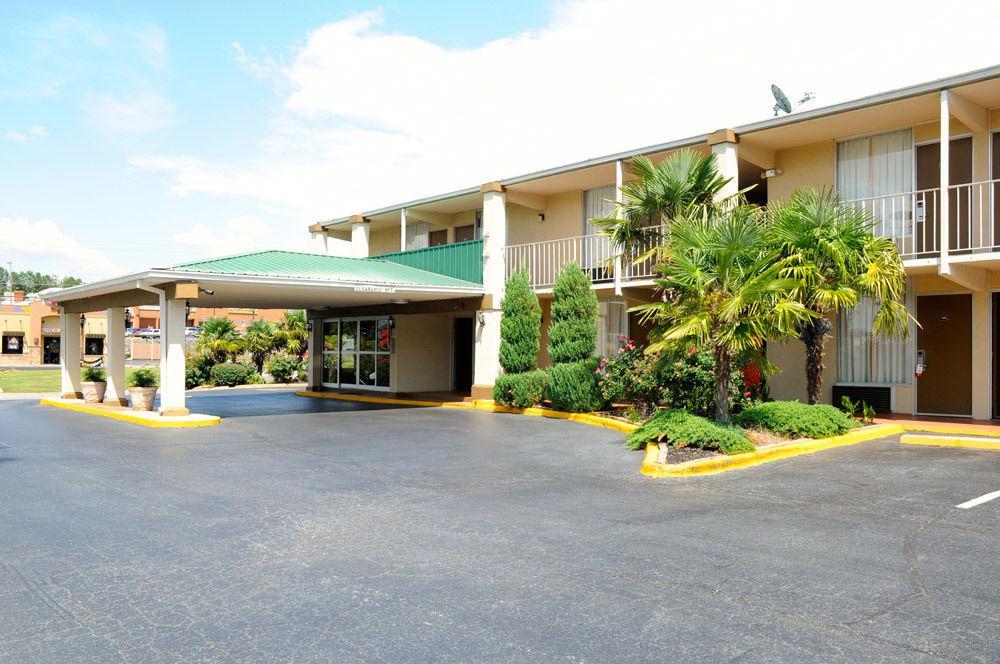 Heritage Inn ميلدغفيل المظهر الخارجي الصورة