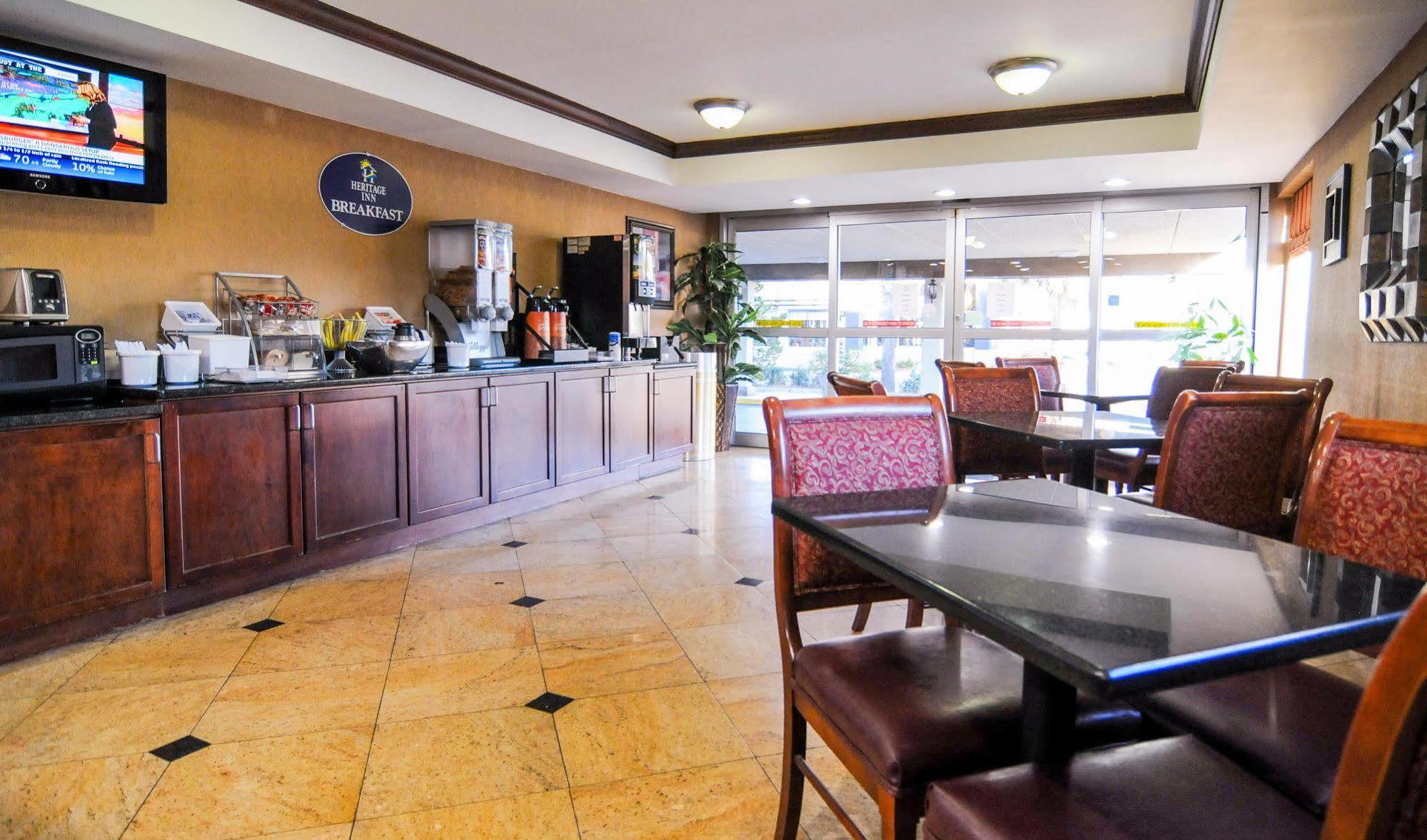 Heritage Inn ميلدغفيل المظهر الخارجي الصورة